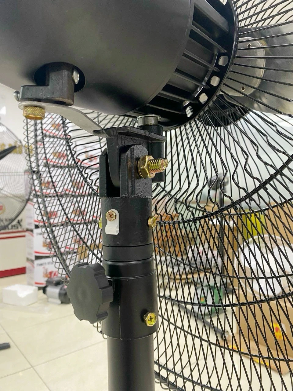 Quạt đứng công nghiệp Wing TMQC-600